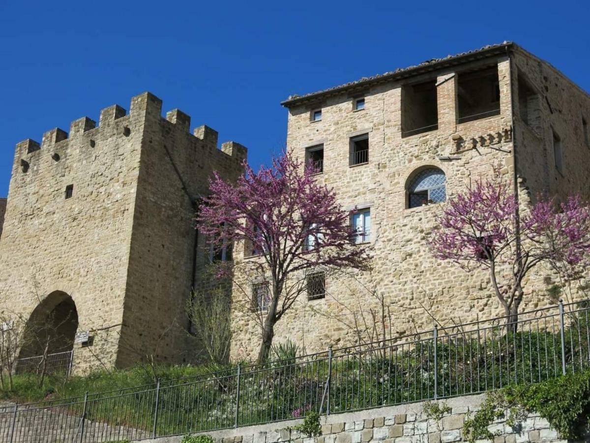 Est Locanda San Ginesio 外观 照片
